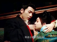 李蓉和裴文轩始终是彼此奔赴，甜蜜情侣的日常真让人羡慕