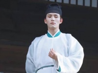 这个李瑾莫非就是原著中那个对女性不感兴趣的李显？