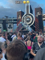 哈哈哈~~你参加过静音电音节吗？摘下耳机那一刻真的要笑傻了！