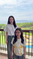 董璇张维伊结婚引热议，网友质疑遭反驳