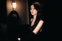 赵丽颖身穿鱼尾长裙尽显魅力