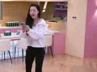 为 管乐 送上生日祝福， 侯佩岑 请求加入群聊 乘风2025