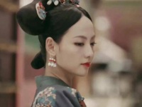 《延禧攻略》里唯一涂满口红的女子，其他人可都是咬唇妆呢～ 香妃 宫斗剧