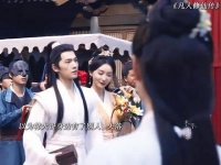 韩立对待彩环和萱儿的态度简直是天差地别 凡人修仙传燃的没边了