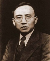 郭沫若用4字骂鲁迅，鲁迅添1字反骂回去，世人叹道：不愧是毒舌