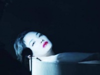 白兰与潇仨的感情真是令人唏嘘,这段关系充满了遗憾与无奈