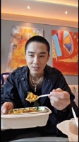 李承铉直播独守空房喊话胡夏早安