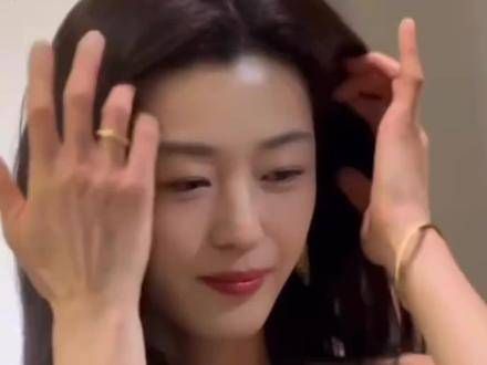 全智贤:这才是韩国顶级女星应有的风采! 女神