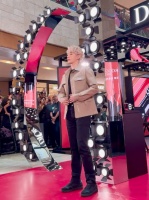 邓为这个视频好权威，大明星范儿具象化了