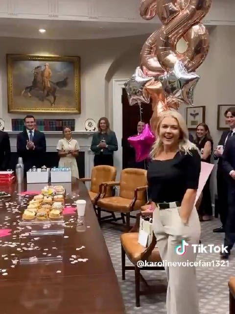 祝白宫美女发言人Karoline Leavitt 28岁生日快乐， 才28岁啊！