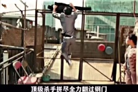 一顿操作猛如虎 还是被轻易逮到了 憨豆特工