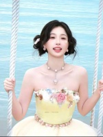 如此美萌的虞书欣谁不爱 季节轮换，总有新的事情值得期待