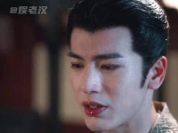 华年雨夜倾心告白，重生之后誓要弥补前世的遗憾！ 李蓉裴文宣暴雨名场面