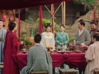 婚礼现场出言不逊，任性女子当场被请离场