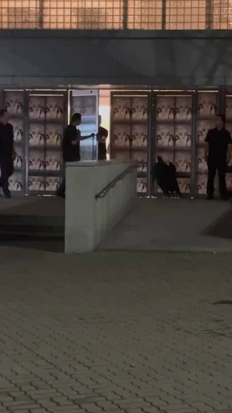 宁艺卓彩排获粉丝应援,多品牌代言人气高涨
