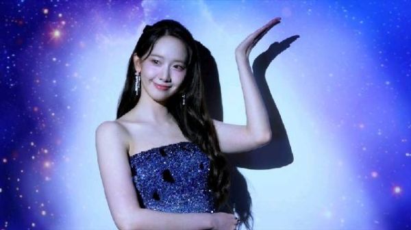 林允儿发布青龙系列大赏幕后花絮,少女时代18周年周边开售
