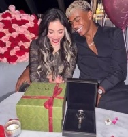 欧冠抽签前亚马尔官宣恋情，七夕晒幸福