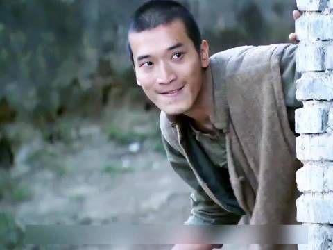 为了吃上一顿饺子,神投手却炸毁伪军整个炮楼火力点
