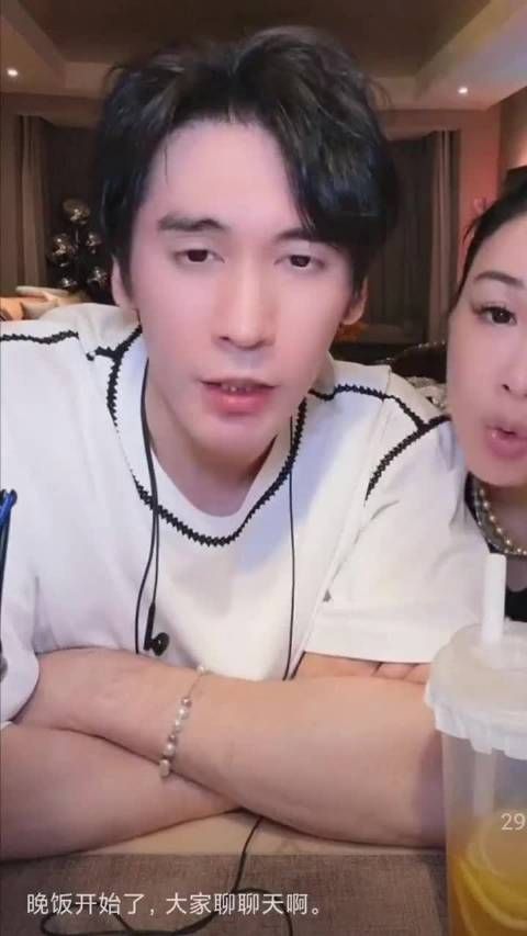 张伦硕回应富婆喜欢传闻,钟丽缇全程注视