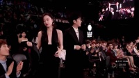谁敢信这是37岁倪妮！拿两块布遮住胸前，太性感了丨星光大赏