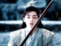 侯明昊饰演百里东君醉酒爆发超强技能