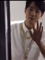 肖战从青涩到成熟始终如一坚持梦想