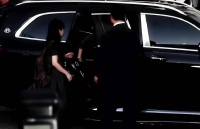 全体起立 迎接这个JENNIE女王回归！大明星太耀眼了啊啊啊
