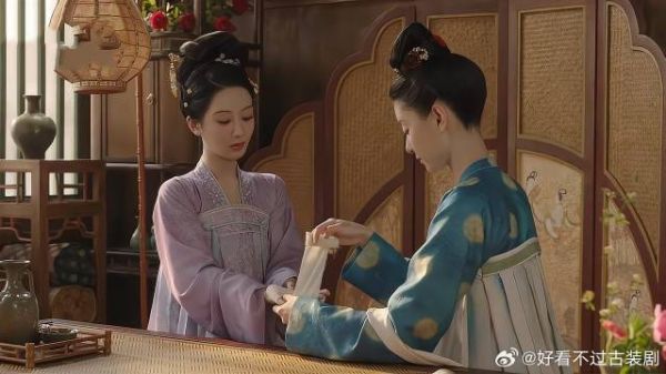 吕娘子吐槽傅对手,嫌他不管百姓死活,却被牡丹反驳