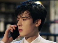 小说男主脸 龚俊徐斯