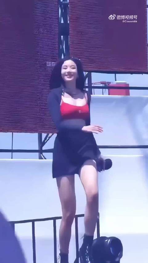 权恩妃 跳舞跳得又可爱又好看