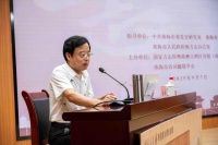 在“快”时代，与林峰一起“慢”读诗