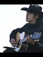 荒芜适界，野性无量， 在无垠的荒漠中释放无尽的能量