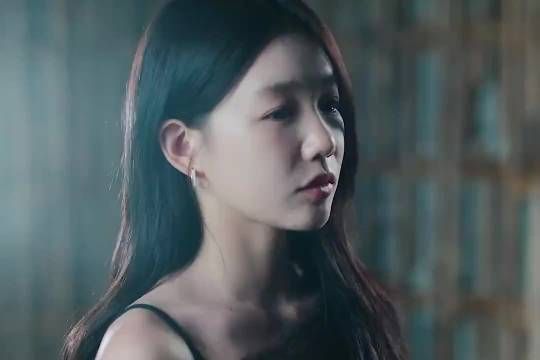乖乖女化身复仇猎手,碰上顶级变态男,谁能笑到最后?