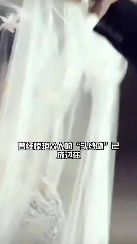 陈晓陈妍希离婚一年现状，一人白发显沧桑，一人活出自我