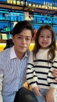当林心如遇到霍建华，看清7岁小海豚长相后，才知什么是完美遗传