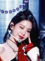 点开就看张元英火力全开