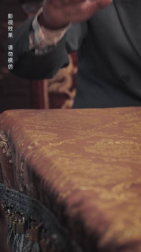 短剧·上海滩之陈真-第56集-陈真,一个来自小镇的青年,为了救治妹妹的重病,毅然决然地带着她来到了繁华的大上海。在这个充