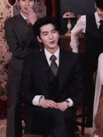 张凌赫称慕容公馆李府众人皆弟弟引热议