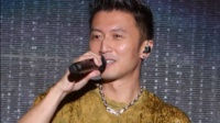 谢霆锋广州演唱会遇强降雨幽默回应