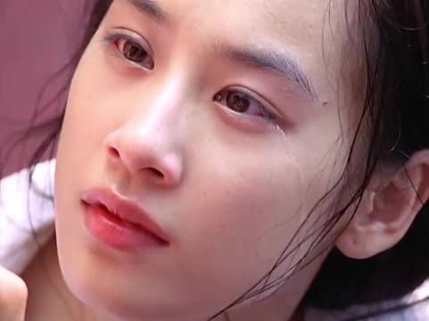 黄圣依“都说被爱的前提是漂亮,可她已经这么漂亮了”