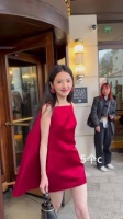 被姐姐美得头晕明艳的红玫瑰！