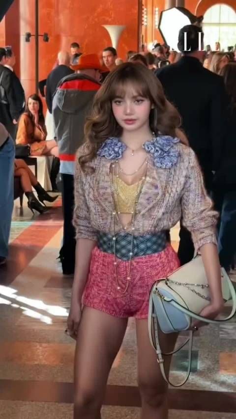 Lisa亮相2026 LV春夏大秀展自信风采