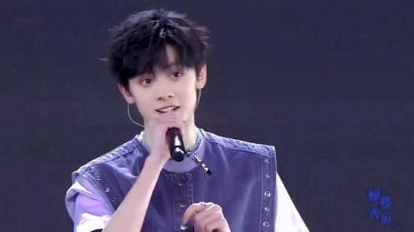 左航被曝撞人事件引热议，时代峰峻暂未回应