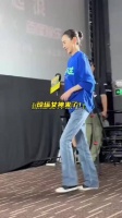 琼瑶女神刘雪华，65岁依旧这么有气质，这才是自然的美