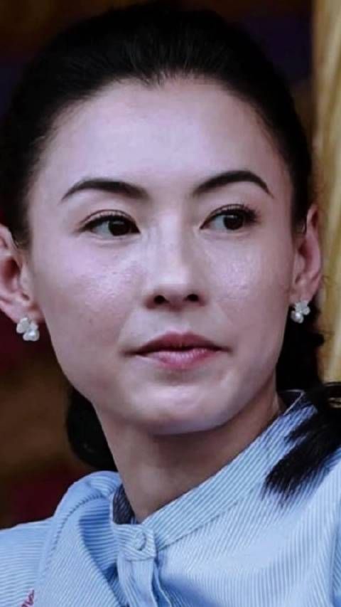 张柏芝无美颜照片曝光，五官漂亮显皱纹