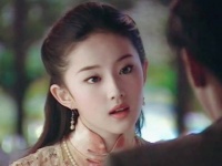 十几岁演戏就很细腻了呀！