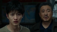 奶奶打篮球被马继业撞见，为了圆谎马成钢只能强行让李老师下线