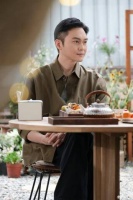 张智霖首谈退休舞台构想:全白背景黑礼服,敬畏中预习告别