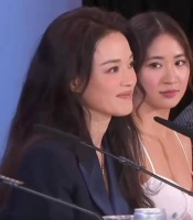舒淇20岁后独特美感获赞，内外兼修魅力凸显