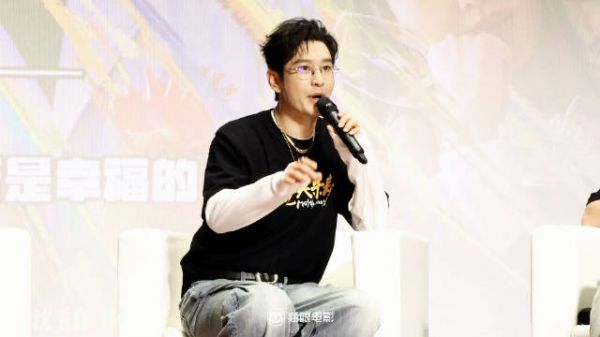 黄晓明清华谈闹太套梗,回忆曾因被嘲焦虑